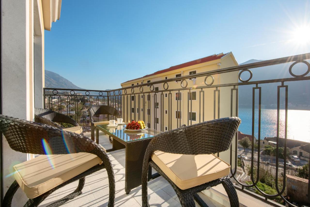 קוטור 2Montenegro Limeta Apartments With Pool מראה חיצוני תמונה