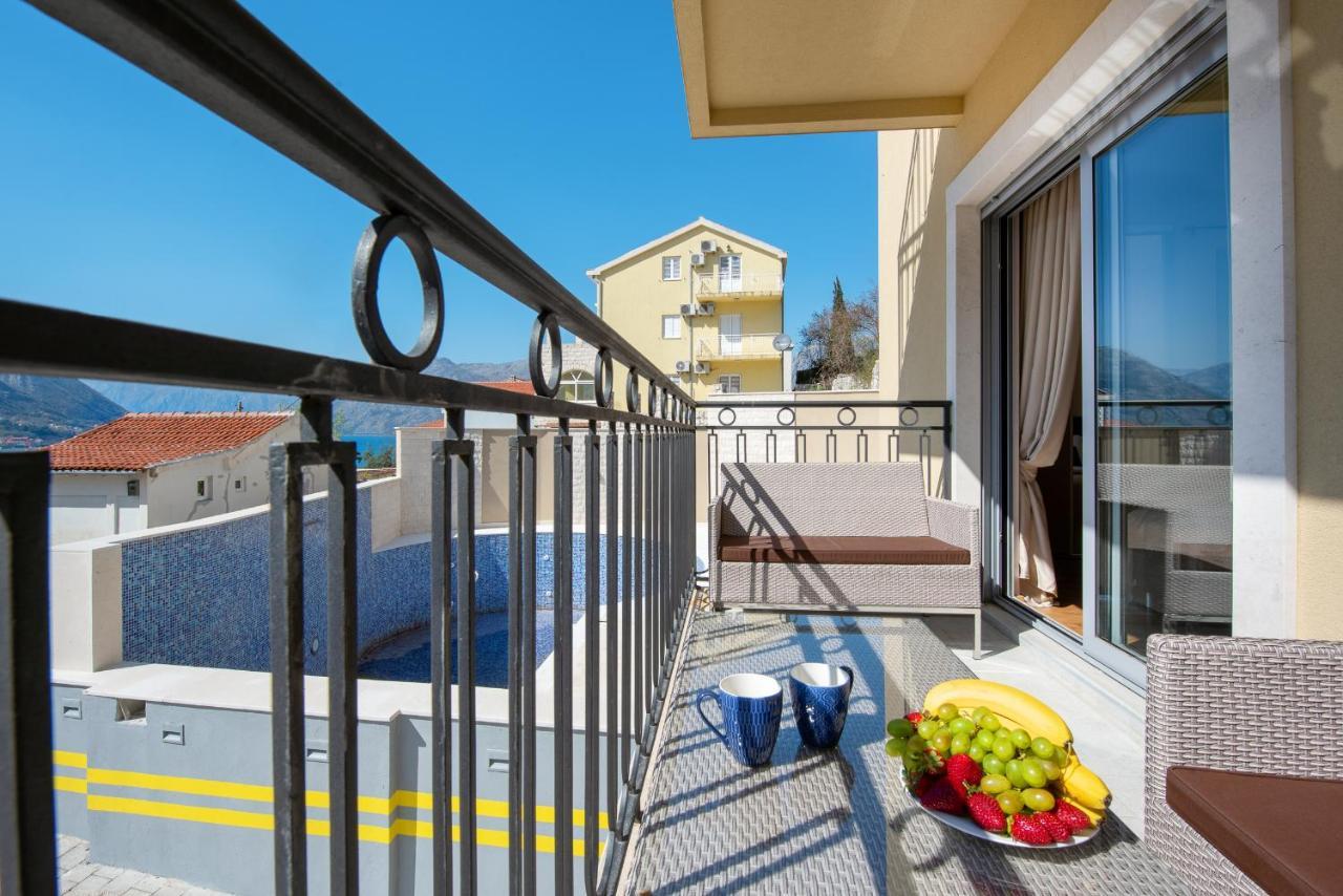 קוטור 2Montenegro Limeta Apartments With Pool מראה חיצוני תמונה