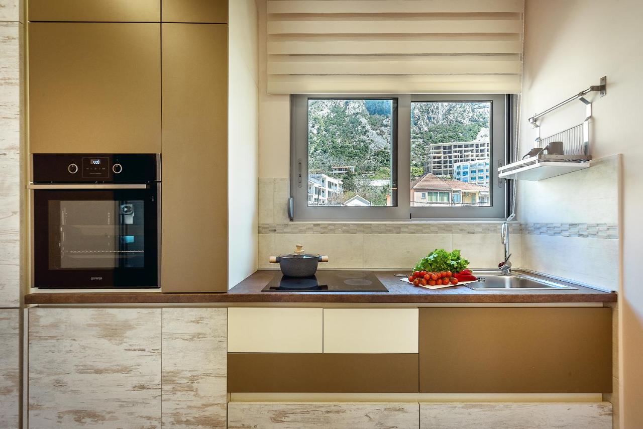 קוטור 2Montenegro Limeta Apartments With Pool מראה חיצוני תמונה