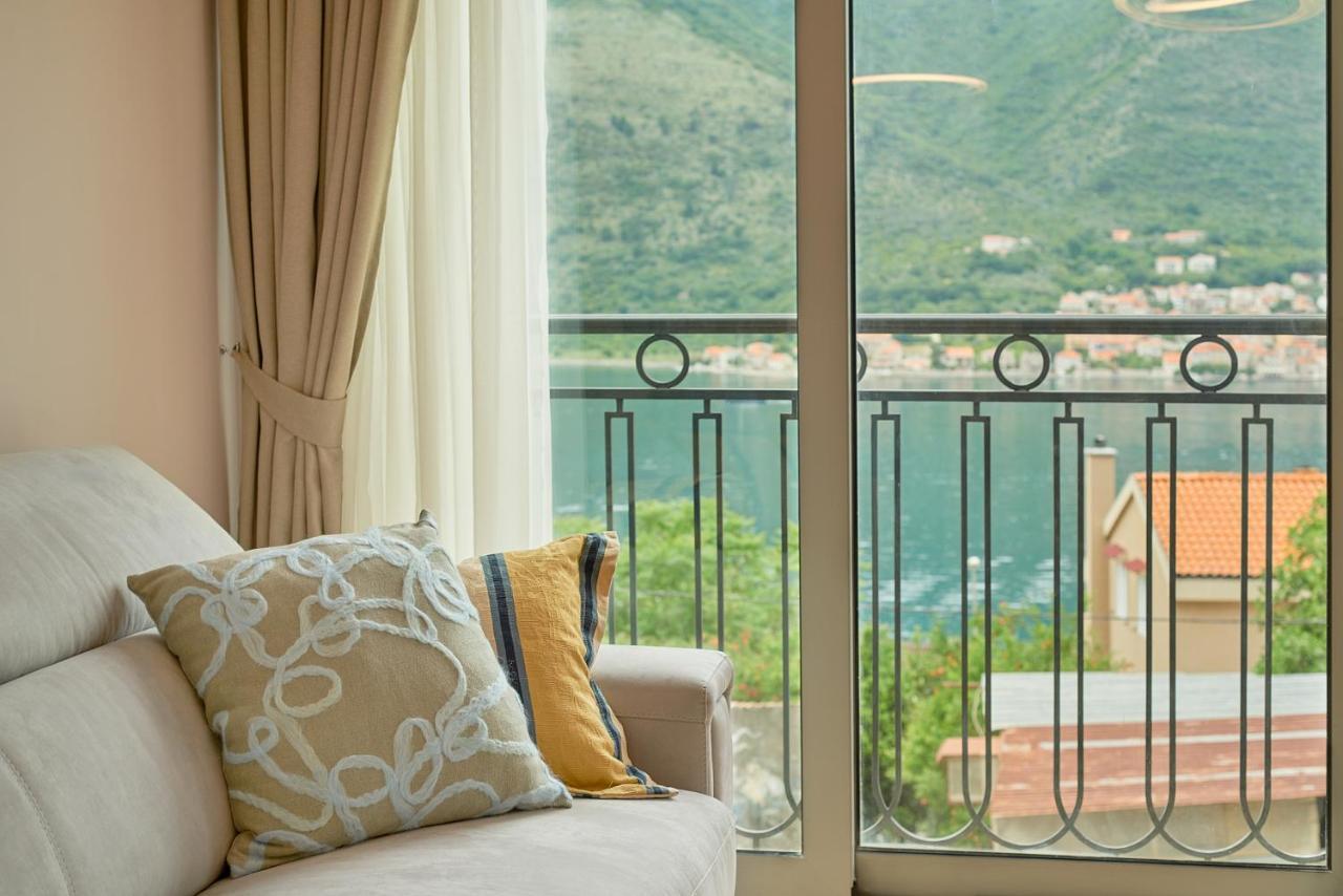קוטור 2Montenegro Limeta Apartments With Pool מראה חיצוני תמונה
